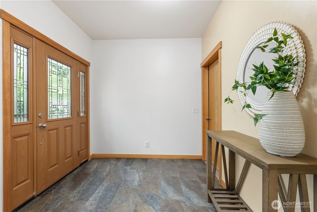 41 Louise View Drive, Bellingham, WA 98229