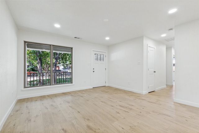 502 Rorary Drive, Richardson, TX 75081