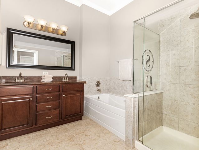 2767 Blakely Lane, Naperville, IL 60540