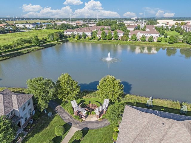 2767 Blakely Lane, Naperville, IL 60540