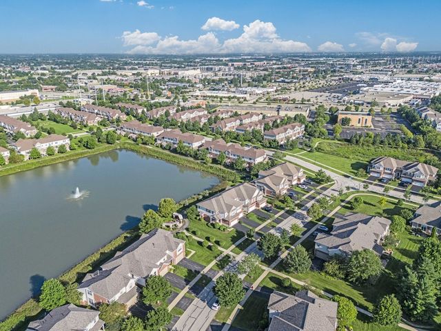 2767 Blakely Lane, Naperville, IL 60540