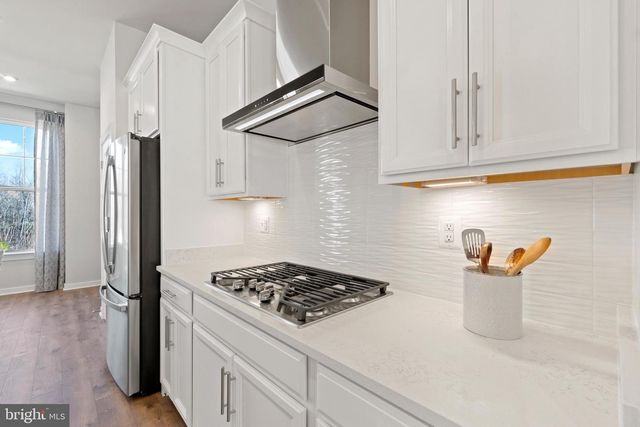 14159 SLATE ST, Woodbridge, VA 22193