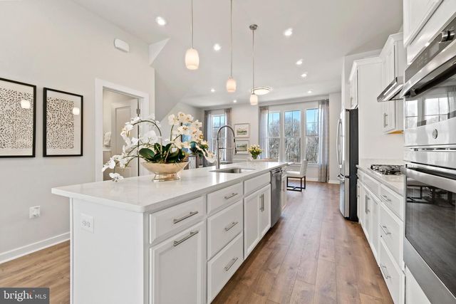 14159 SLATE ST, Woodbridge, VA 22193