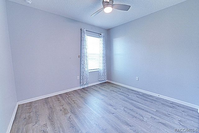 320 W Runyon Loop, Beverly Hills, FL 34465