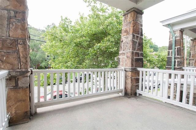 6539 Northumberland, Squirrel Hill, PA 15217