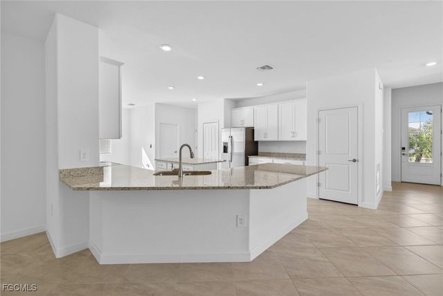 17364 Walnut Run DR, Alva, FL 33920