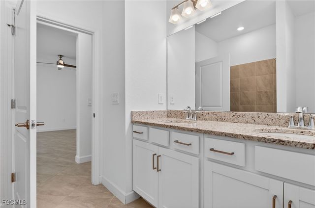 17364 Walnut Run DR, Alva, FL 33920