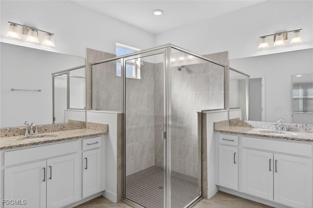 17364 Walnut Run DR, Alva, FL 33920