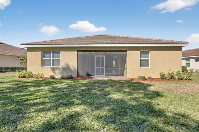 17364 Walnut Run DR, Alva, FL 33920