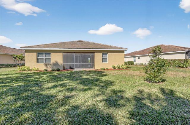 17364 Walnut Run DR, Alva, FL 33920