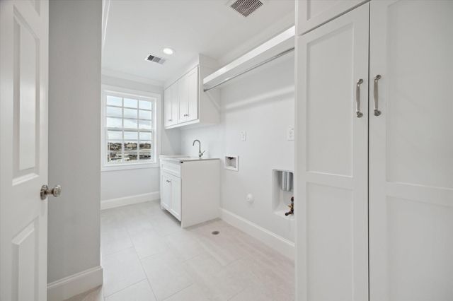 2451 Lakewood Pointe, Seabrook, TX 77586