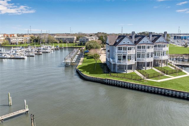 2451 Lakewood Pointe, Seabrook, TX 77586