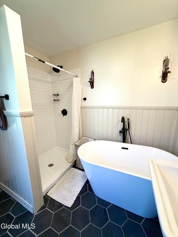85 S Judson Street, Gloversville, NY 12078