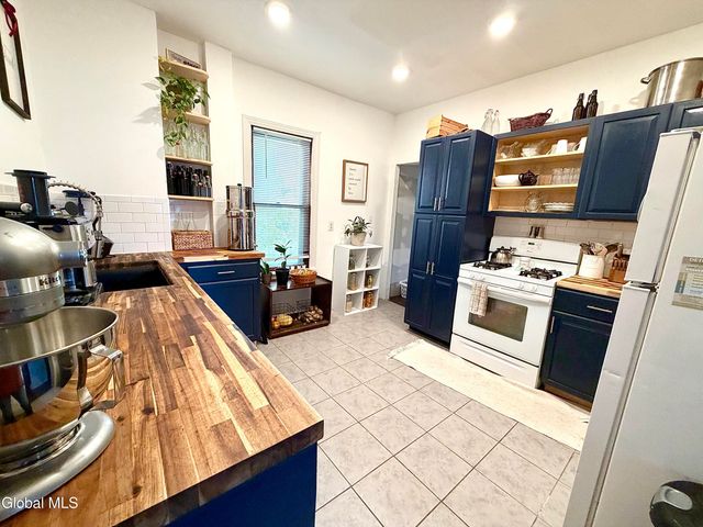 85 S Judson Street, Gloversville, NY 12078