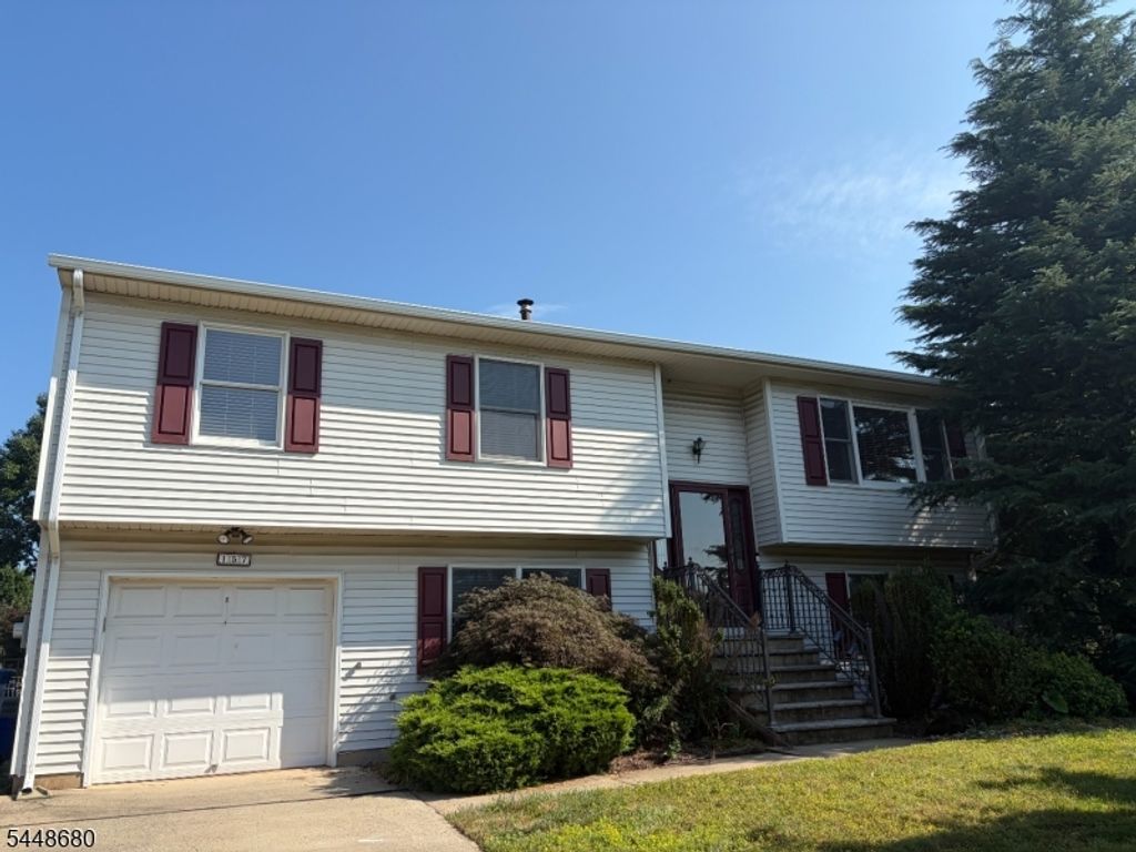 157 Day St, South Plainfield Boro, NJ 07080