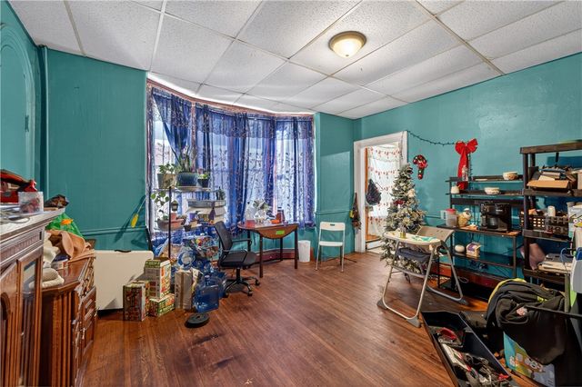 206 Hanover Street, Providence, RI 02907