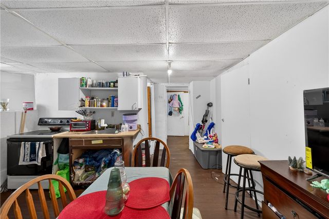 206 Hanover Street, Providence, RI 02907