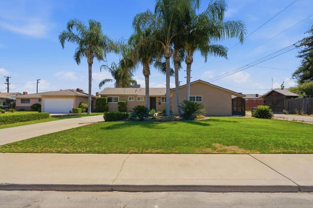 313 N 2nd Street, Fowler, CA 93625