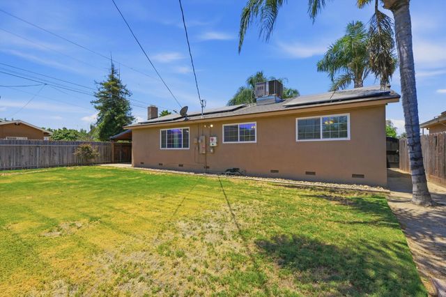 313 N 2nd Street, Fowler, CA 93625
