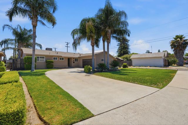 313 N 2nd Street, Fowler, CA 93625