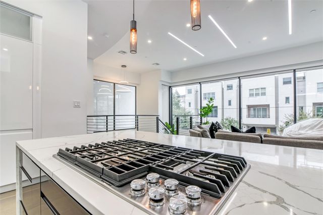 1406 Fairview Avenue, Houston, TX 77006