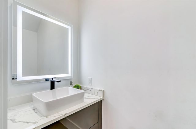 1406 Fairview Avenue, Houston, TX 77006