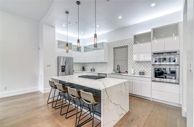 1406 Fairview Avenue, Houston, TX 77006