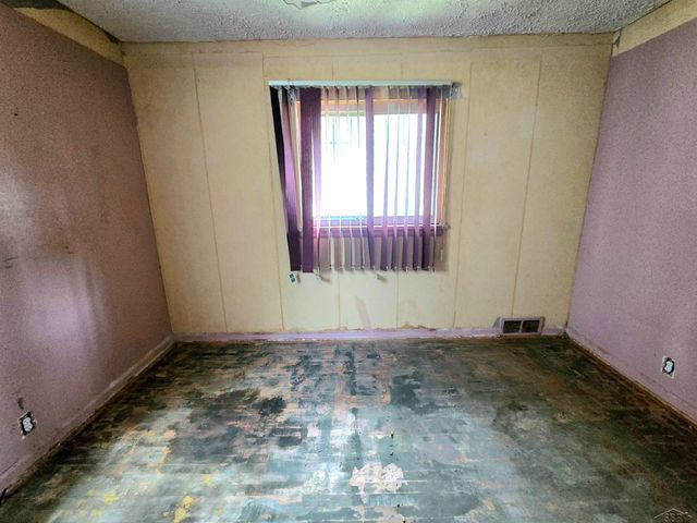 5518 Winthrop Boulevard, Flint, MI 48505