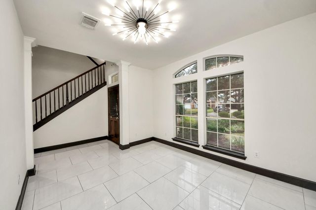 5810 Windy Knoll Lane, Rosharon, TX 77583