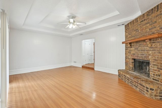 617 Taylor Court, Duncanville, TX 75137