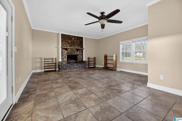 911 WOOD AVENUE SE, Attalla, AL 35954