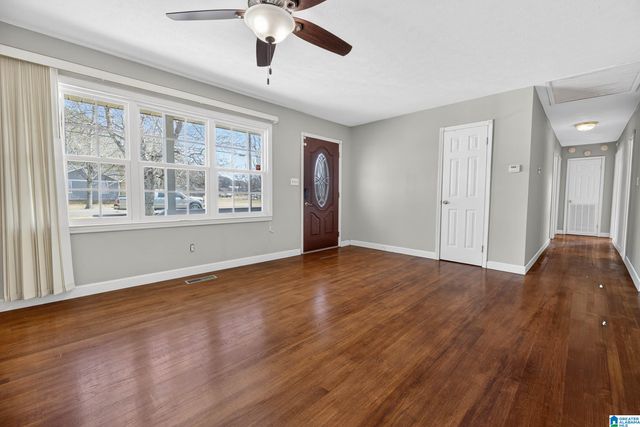 911 WOOD AVENUE SE, Attalla, AL 35954