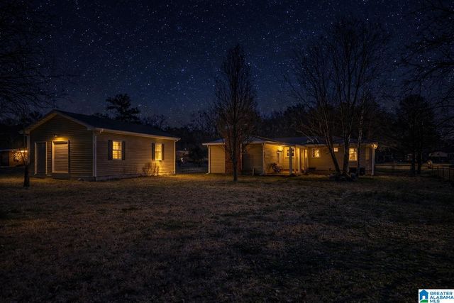 911 WOOD AVENUE SE, Attalla, AL 35954