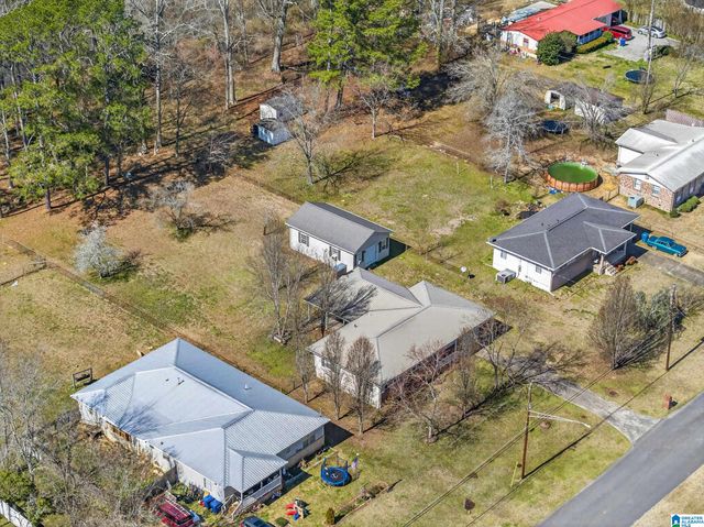 911 WOOD AVENUE SE, Attalla, AL 35954