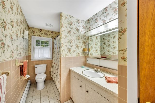 148 Belmont Rd, Harwich, MA 02671