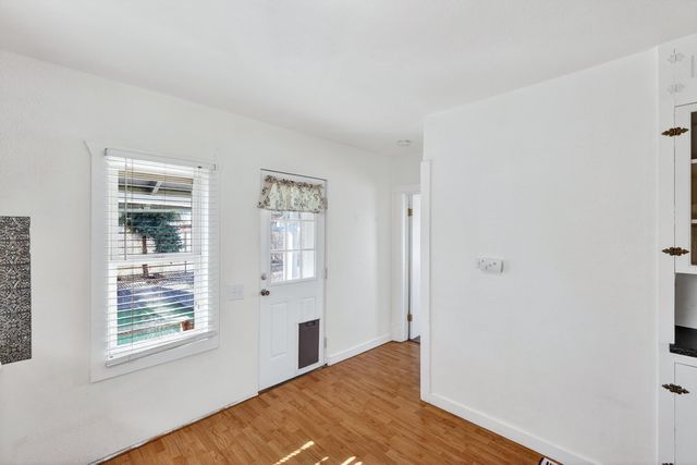 1818 E Bismark Ave, Spokane, WA 99208