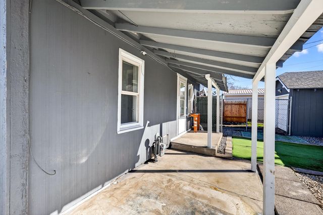 1818 E Bismark Ave, Spokane, WA 99208