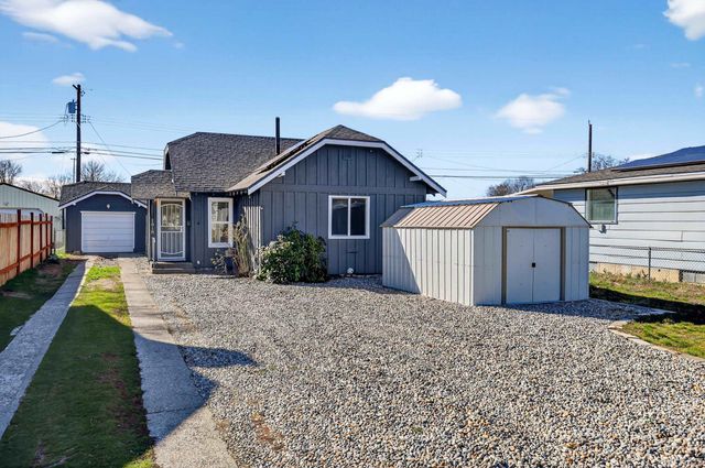 1818 E Bismark Ave, Spokane, WA 99208