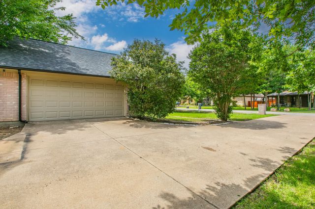 4722 Bayberry Street, Flower Mound, TX 75028