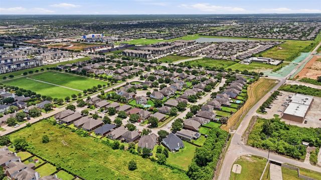 22023 Castle Hawk Trail, Richmond, TX 77407