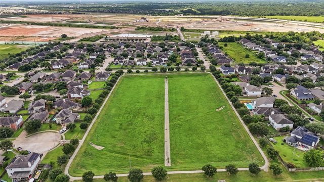 22023 Castle Hawk Trail, Richmond, TX 77407