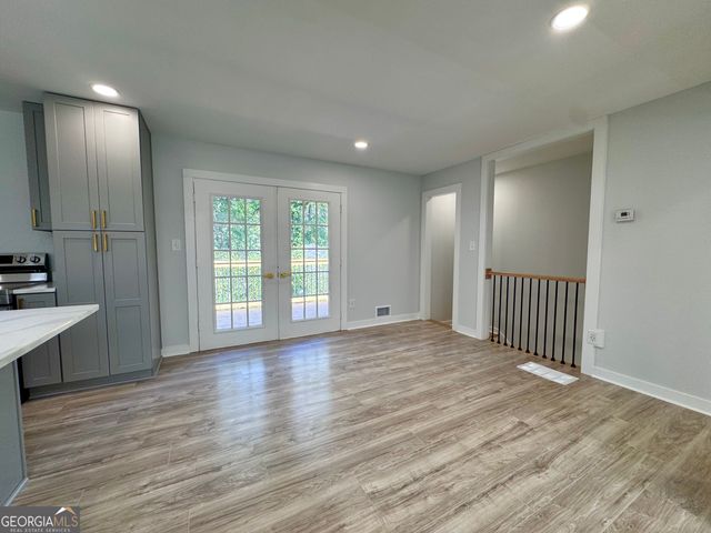 2224 Doris Drive, Decatur, GA 30034