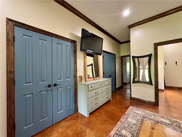195 ROLAND PREUETT Road, Bentley, LA 71407