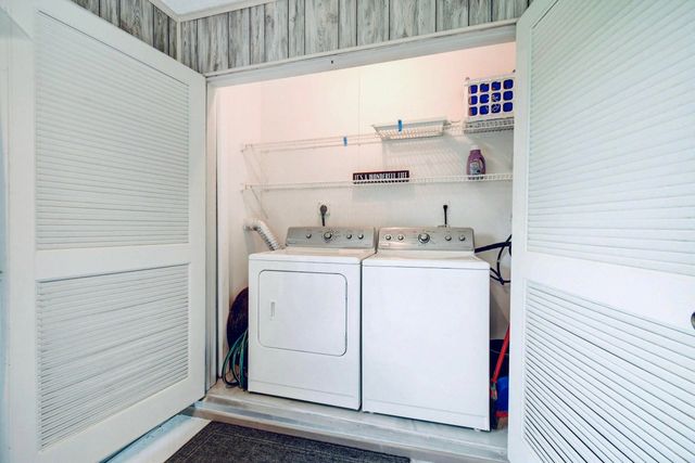 159 Lake Meryl Drive, West Palm Beach, FL 33411