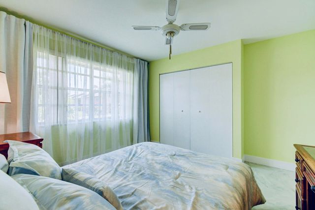 159 Lake Meryl Drive, West Palm Beach, FL 33411