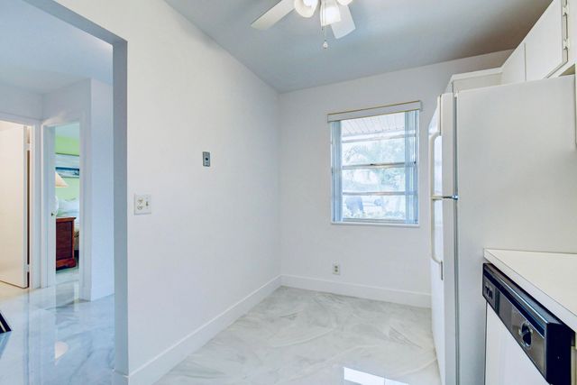 159 Lake Meryl Drive, West Palm Beach, FL 33411