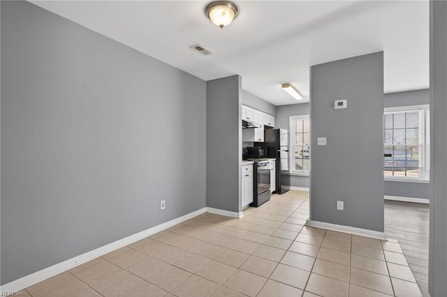 5316 Lake Victoria ARCH, Virginia Beach, VA 23464