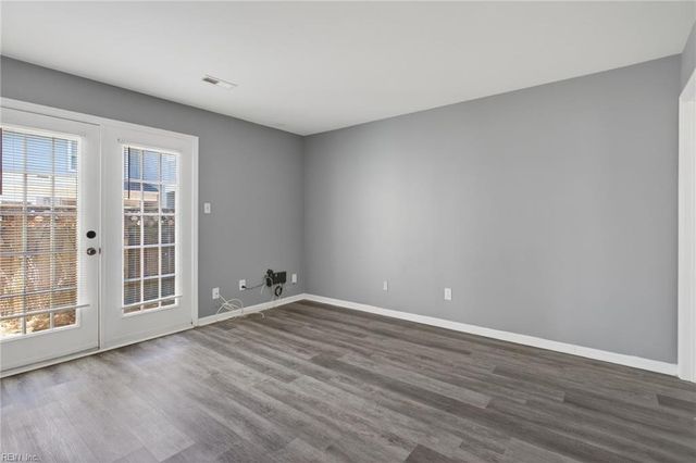 5316 Lake Victoria ARCH, Virginia Beach, VA 23464