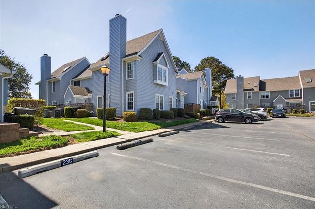 5316 Lake Victoria ARCH, Virginia Beach, VA 23464