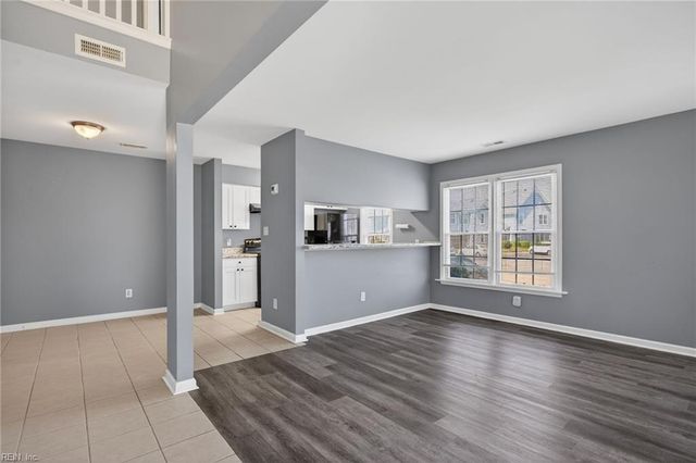 5316 Lake Victoria ARCH, Virginia Beach, VA 23464